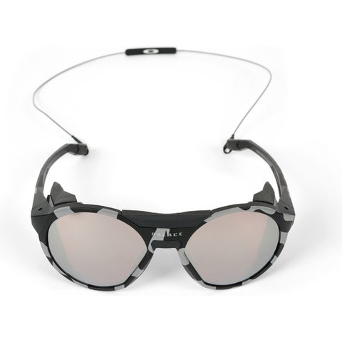 PALACE OAKLEY CLIFDEN SUNGLASSES NIGHT CLOUDS