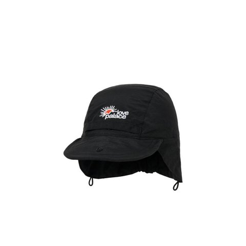 LOVE PALACE MOUNTAIN HAT BLACK