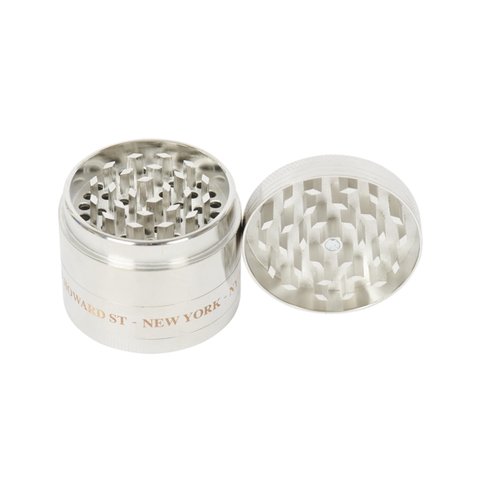 Palace PALACE SHOP HERB GRINDER NEW YORK SILVER - Colorway