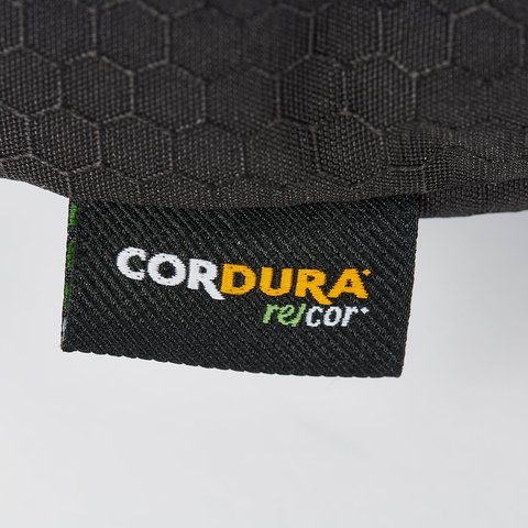 Palace CORDURA ECO HEX RIPSTOP SHOT BAG BLACK - Colorway