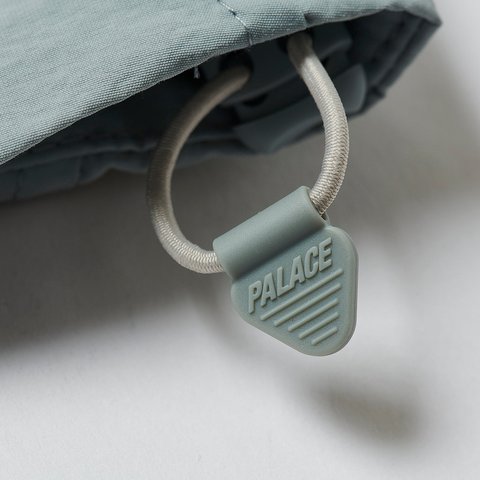 Palace HOODED SHELLER JACKET CLOUDY - Colorway