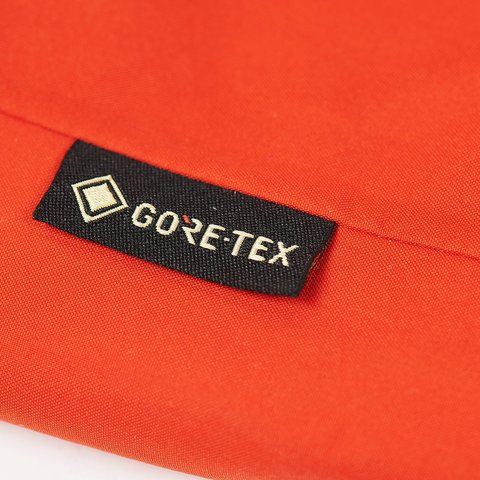 Palace PALACE BARACUTA GORE-TEX G12 JACKET PEPPER RED - Colorway