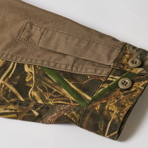 Palace MAXIMUM OVERSHIRT REALTREE - Colorway