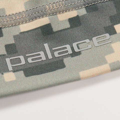 Palace REFLECTO RUNNING BEANIE TIGER DIGI CAMO - Colorway