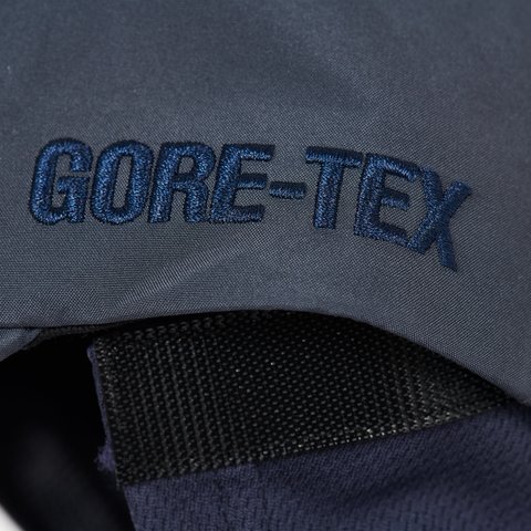 Palace GORE-TEX M-TEK 6-PANEL NAVY - Colorway