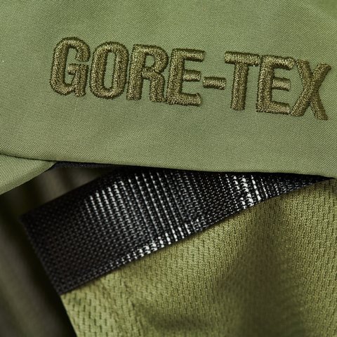 Palace GORE-TEX M-TEK 6-PANEL THE DEEP GREEN - Colorway