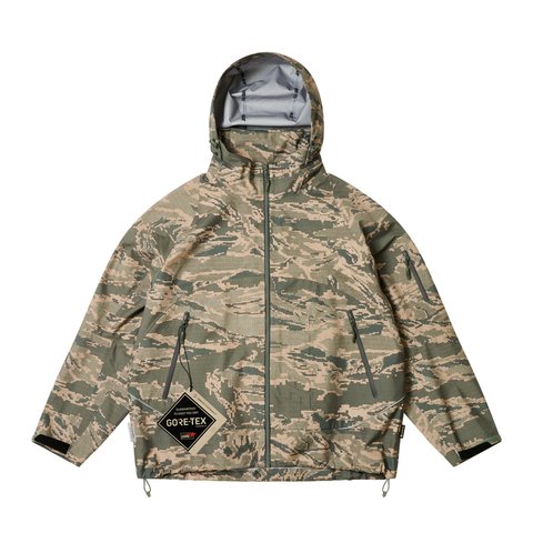 Palace GORE-TEX 3L M-TEK JACKET TIGER DIGI CAMO - Colorway