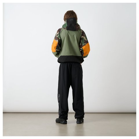 Palace PIPED SHELL JOGGER BLACK - Style 5