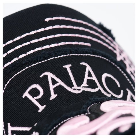 Palace OM DISTRESSED TRUCKER BLACK - Style 4