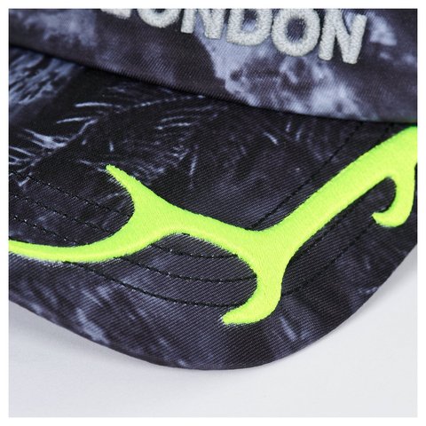 Palace PALACE SOUTH2 WEST8 TRUCKER BLACK CAMO - Style 4
