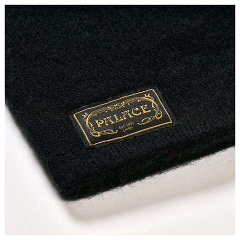 Palace TOO HAIRY FLAG NEIN CUFF BEANIE PIRATE - Style 3