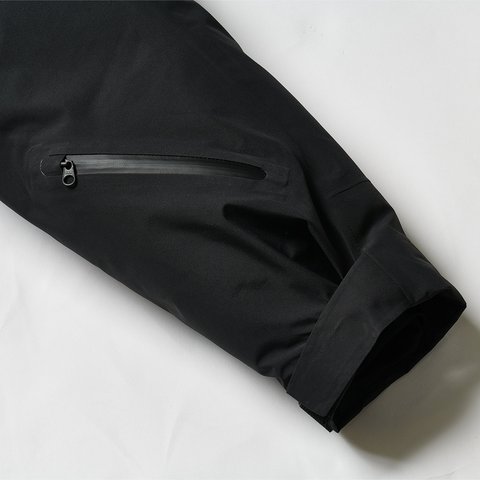 Palace GORE-TEX CARGO DOWN PARKA BLACK - Colorway