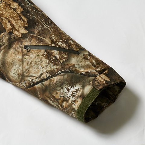 Palace GORE-TEX CARGO DOWN PARKA REALTREE APX - Colorway