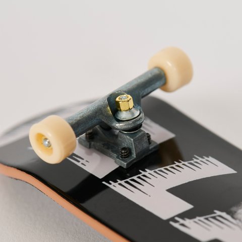 Palace FAST TECH DECK - Colorway
