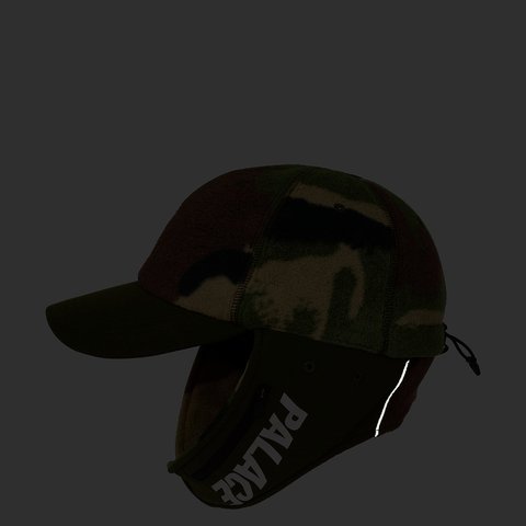 Palace POLARTEC WARMDOME EARFLAP 5-PANEL WOODLAND CAMO - Colorway