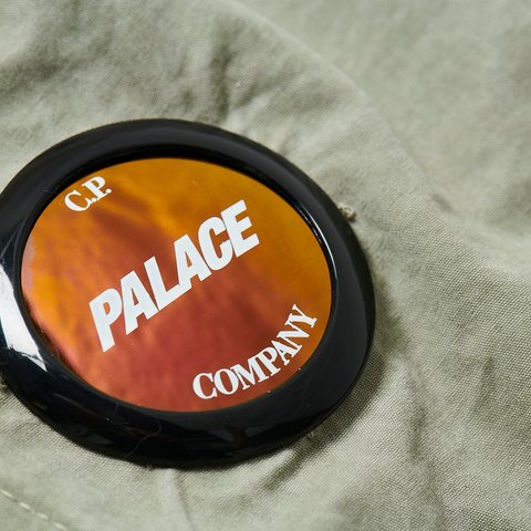 Palace PALACE C.P. COMPANY HOOD OLIVE - Colorway