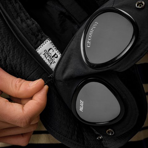 Palace PALACE C.P. COMPANY PLAIN PAPER TOUCH GOGGLE BUCKET HAT NAVY - Colorway