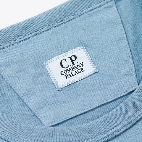 Palace PALACE C.P. COMPANY MERCERIZED JERSEY 30/2 TWISTED T-SHIRT BLUE - Colorway