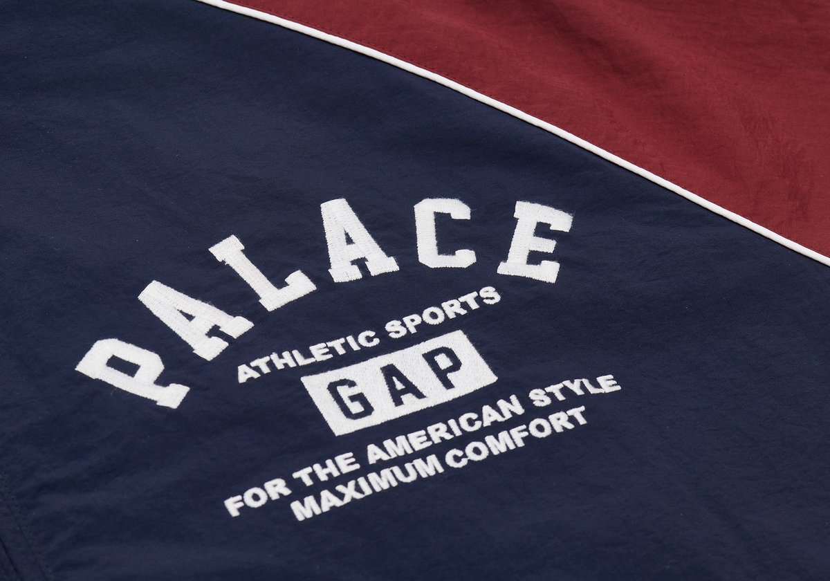 PALACE GAP NYLON TRACK TOP NAVY / RED - Palace