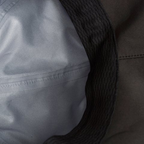 Palace GORE-TEX RN 3L TULIP BUCKET BLACK - Colorway