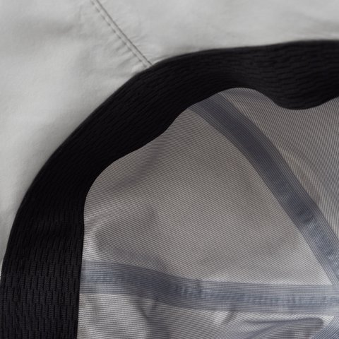 Palace GORE-TEX RN 3L TULIP BUCKET CLOUD - Colorway