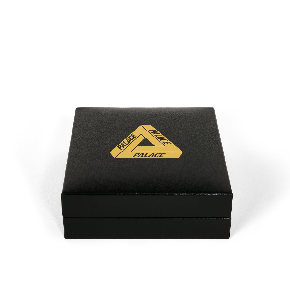竈*漏様 PALACE x HIM Tri Gram Pendant \