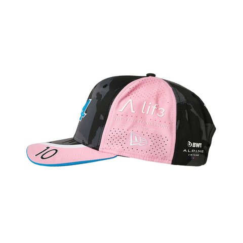 Palace PALACE KAPPA NEW ERA FOR ALPINE 9FIFTY CURVED BRIM PIT CAP NIGHT DESERT CAMO GASLY - Colorway