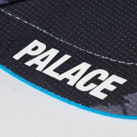 Palace PALACE KAPPA NEW ERA FOR ALPINE 9FIFTY CURVED BRIM PIT CAP NIGHT DESERT CAMO GASLY - Colorway