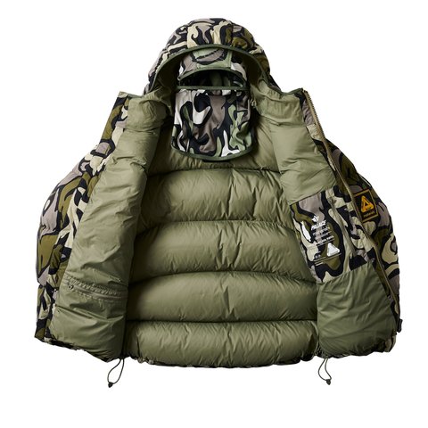 Palace PALACE MAHARISHI TEMPLE PUFFA JACKET DPM KOR OM - Colorway