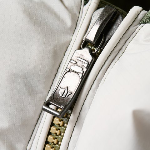 Palace PALACE MAHARISHI TEMPLE PUFFA JACKET ICE - Colorway