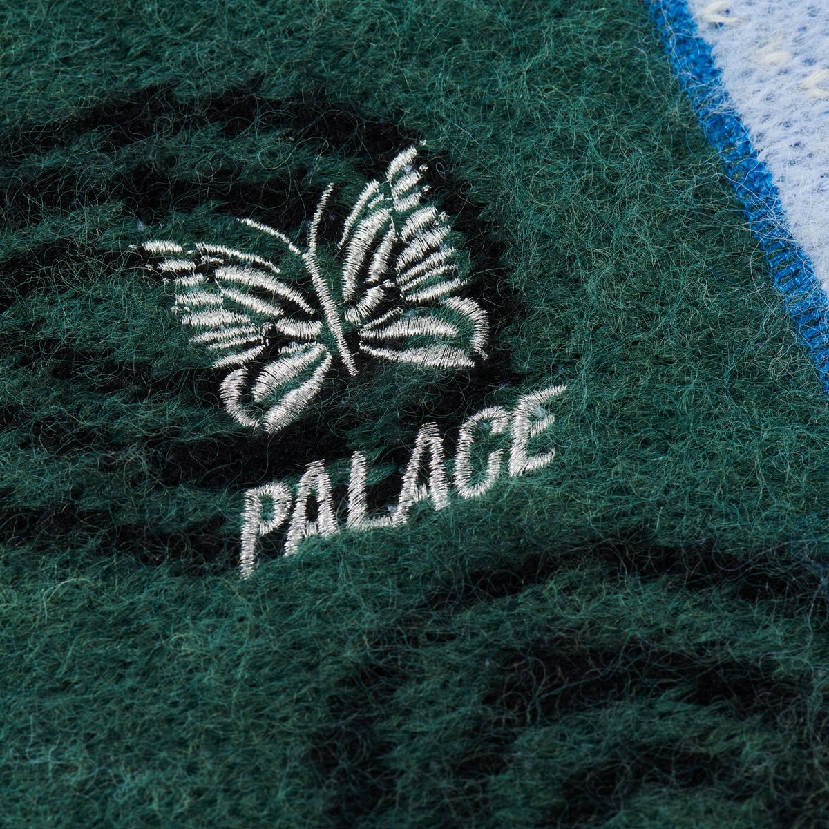 トップス PALACE NEEDLES HAIRY KNIT MULTI ANIMAL M PALACE NEEDLES HAIRY KNIT MULTI FABRIC - Palace