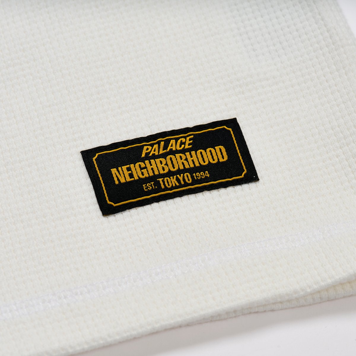 PALACE NEIGHBORHOOD WAFFLE JERSEY WHITE - PalaceCommunity