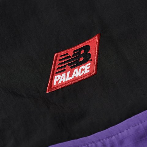 Palace PALACE NEW BALANCE POP OVER SHELL JACKET BLACK / PURPLE - Colorway