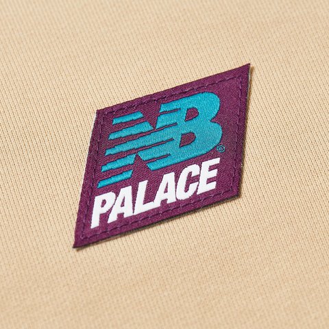 Palace PALACE NEW BALANCE CREW TAN - Colorway