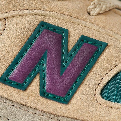 Palace PALACE NEW BALANCE 991 TAN MENS - Colorway