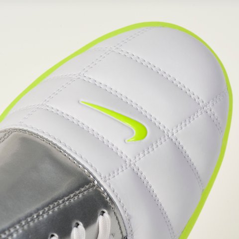 Palace PALACE NIKE TOTAL P90 III SHOE WHITE / SILVER / VOLT - Colorway