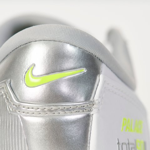 Palace PALACE NIKE TOTAL P90 III SHOE WHITE / SILVER / VOLT - Colorway