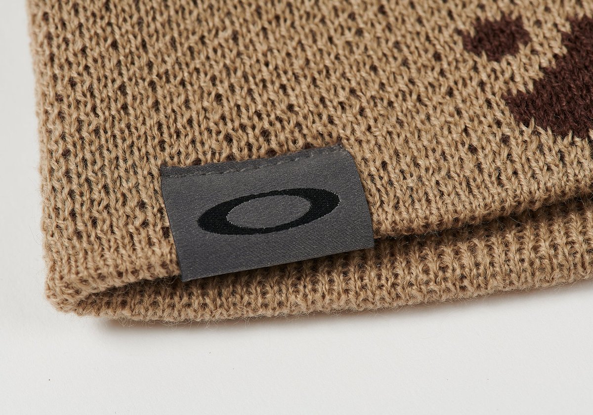 PALACE OAKLEY BEANIE SAND / BROWN - Palace