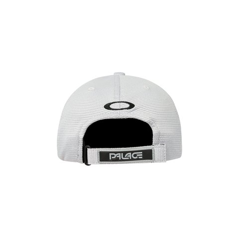 Palace PALACE OAKLEY 6-PANEL SILVER / BLACK - Colorway