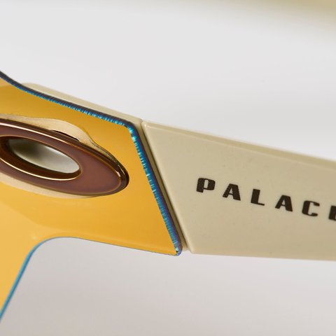 Palace PALACE OAKLEY SUBZERO SUNGLASSES SILVER / PRIZM BLACK - Colorway