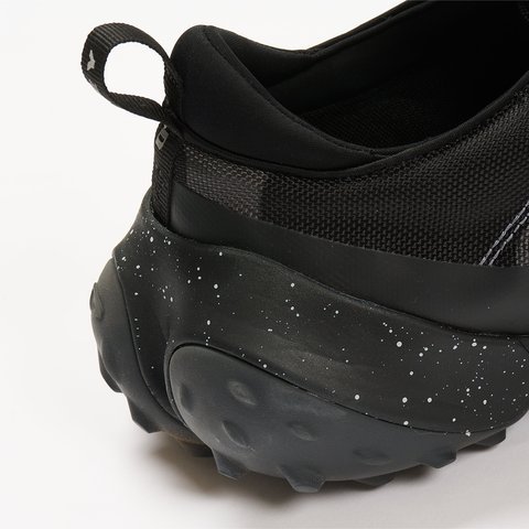 PALACE OAKLEY SHOES BLACK