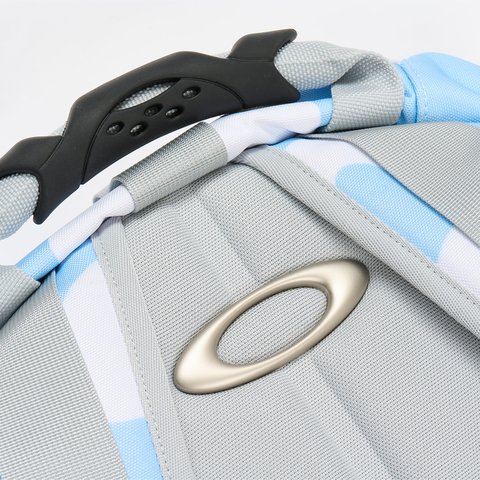 Palace PALACE OAKLEY ICON PACK CLOUD - Colorway