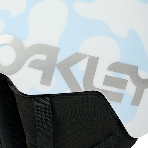 PALACE OAKLEY MOD 1 HELMET CLOUD