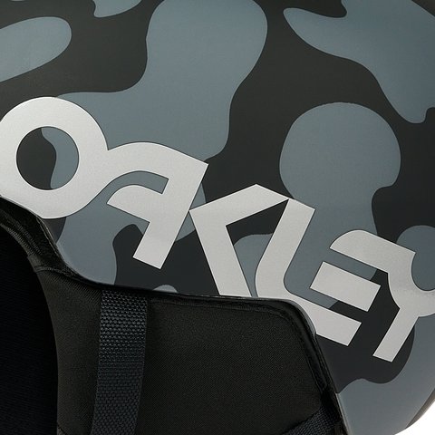 PALACE OAKLEY MOD 1 HELMET NIGHT CLOUDS