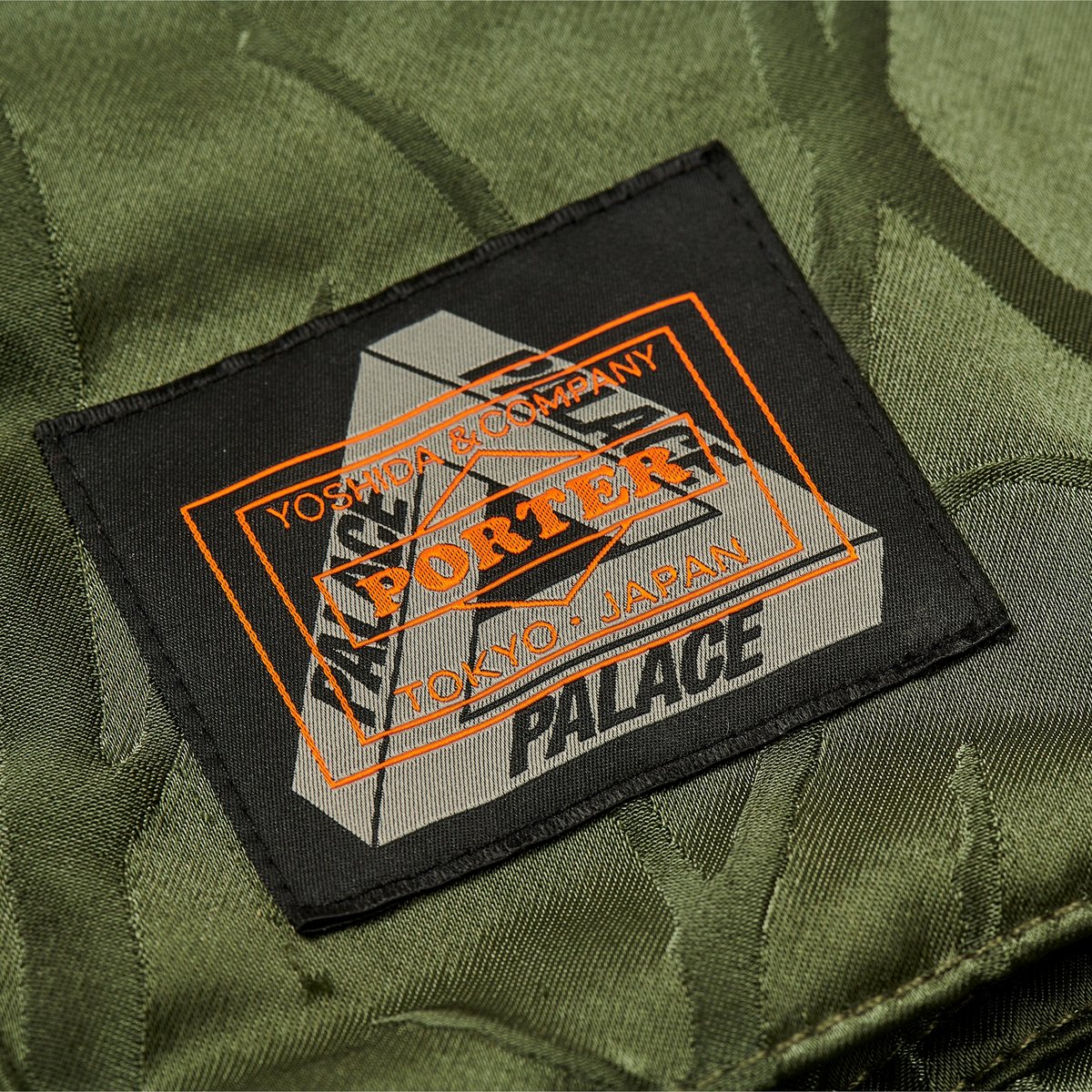 PALACE PORTER FIELD VEST OLIVE / JACQUARD - PalaceCommunity