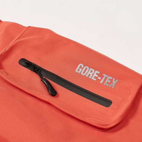 Palace GORE-TEX CARGO JACKET ORANGE - Colorway