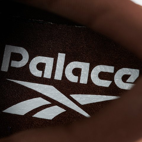 Palace PALACE REEBOK CLUB C MID II REVENGE SOFT CAMEL / BRUSH BROWN / REEBOK LE 5 - Colorway