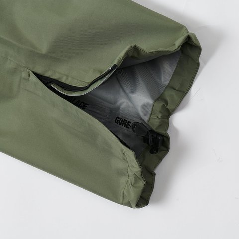Palace GORE-TEX CARGO BOTTOM OLIVE - Colorway