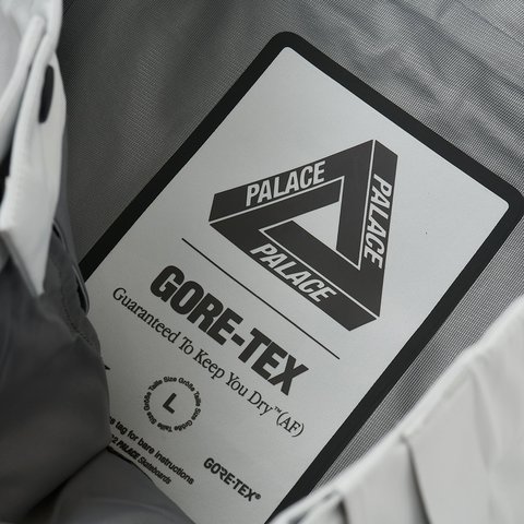 Palace GORE-TEX CARGO BOTTOM WHITE - Colorway