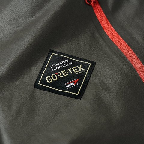 Palace GORE-TEX R-TEK JACKET OLIVE - Colorway